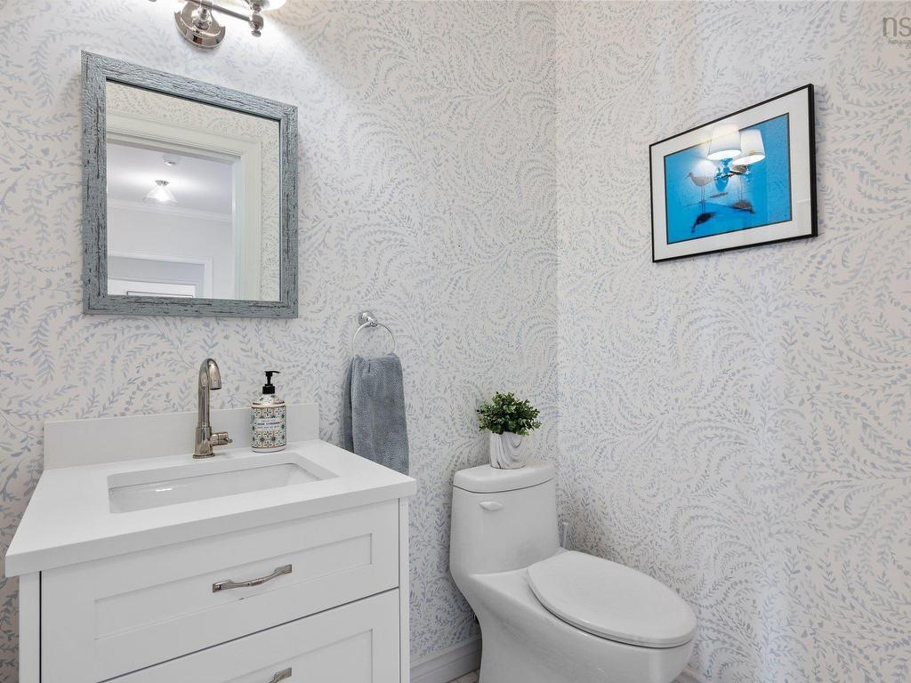 












6634 South Street

,
Halifax,




NS
B3H 1V2

