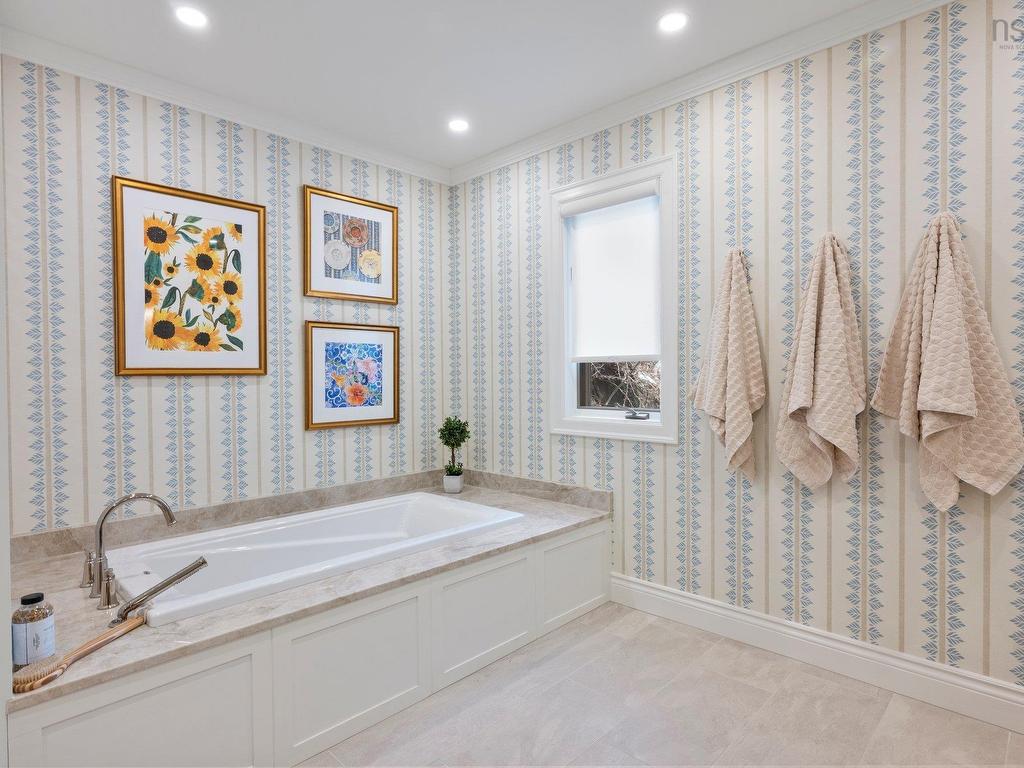 












6634 South Street

,
Halifax,




NS
B3H 1V2


