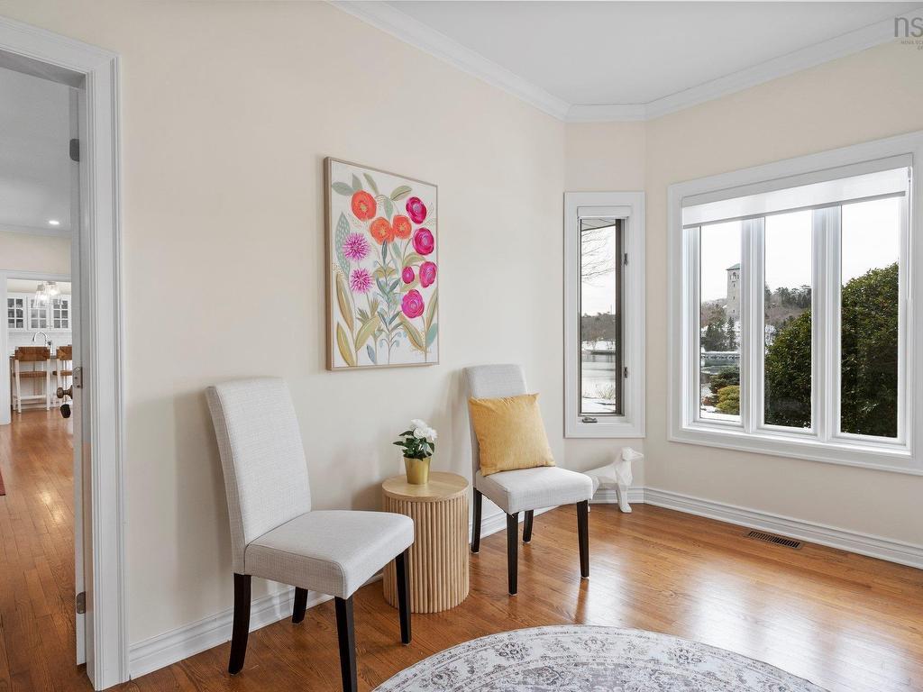 












6634 South Street

,
Halifax,




NS
B3H 1V2

