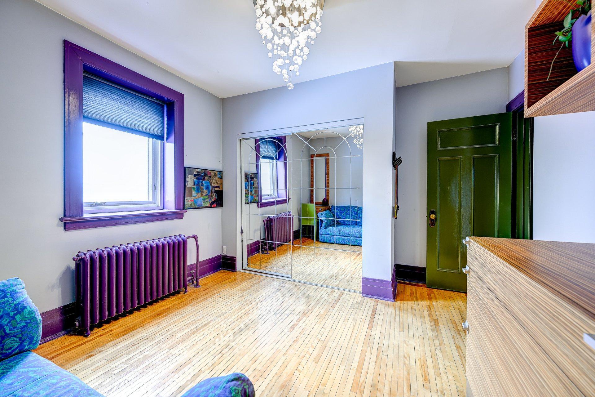









72


Av. Kenaston

,
Mont-Royal,




QC
H3R1L8

