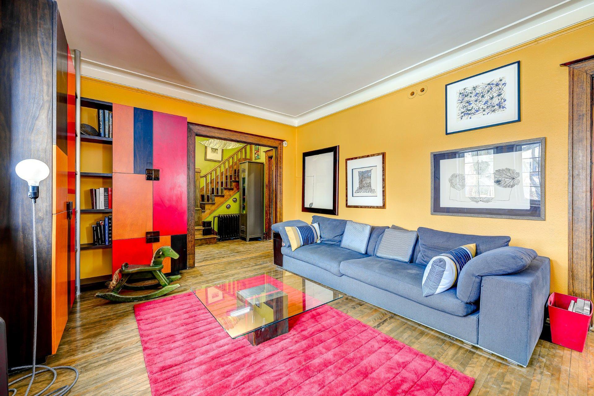 









72


Av. Kenaston

,
Mont-Royal,




QC
H3R1L8


