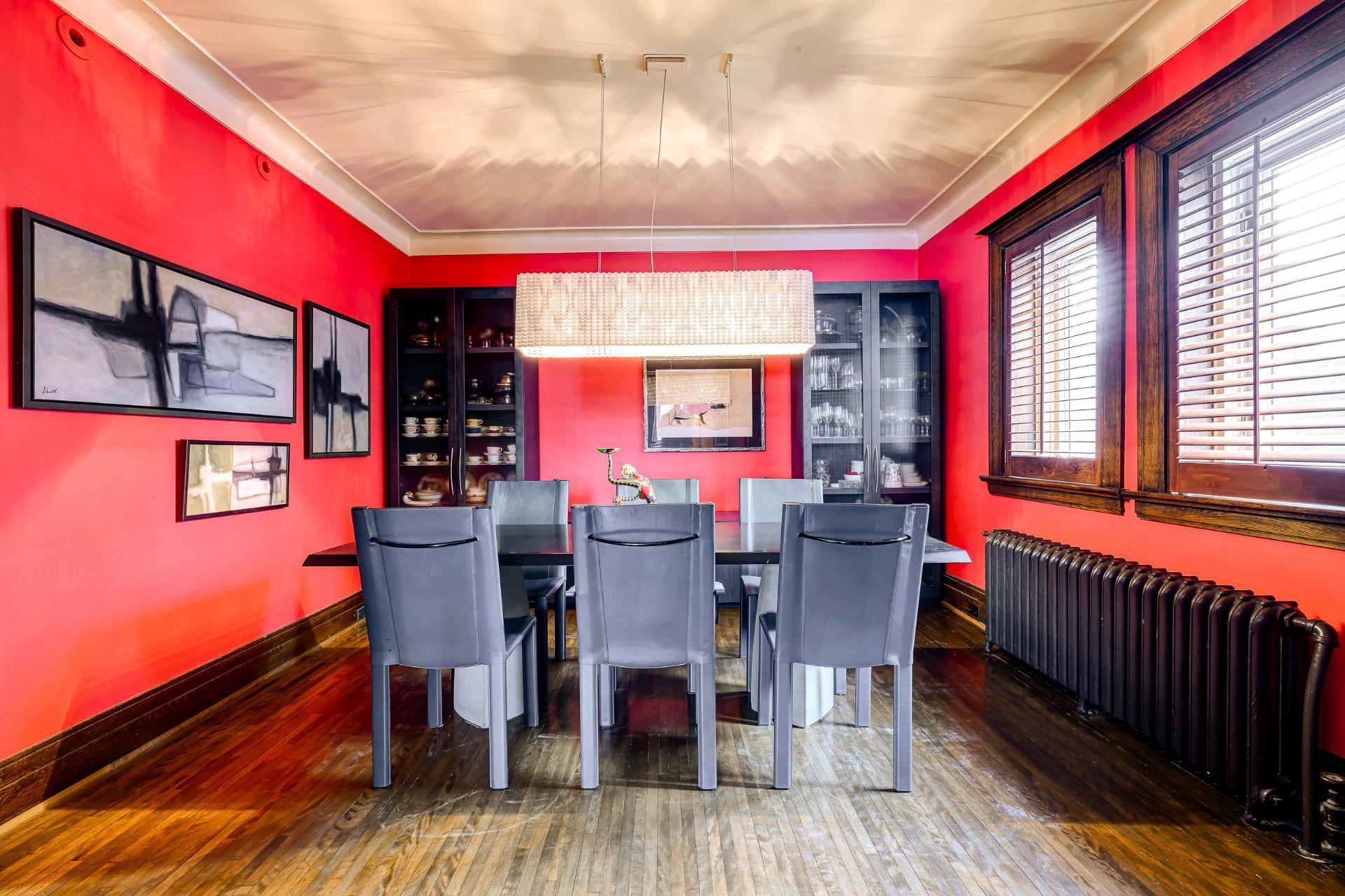 









72


Av. Kenaston

,
Mont-Royal,




QC
H3R1L8

