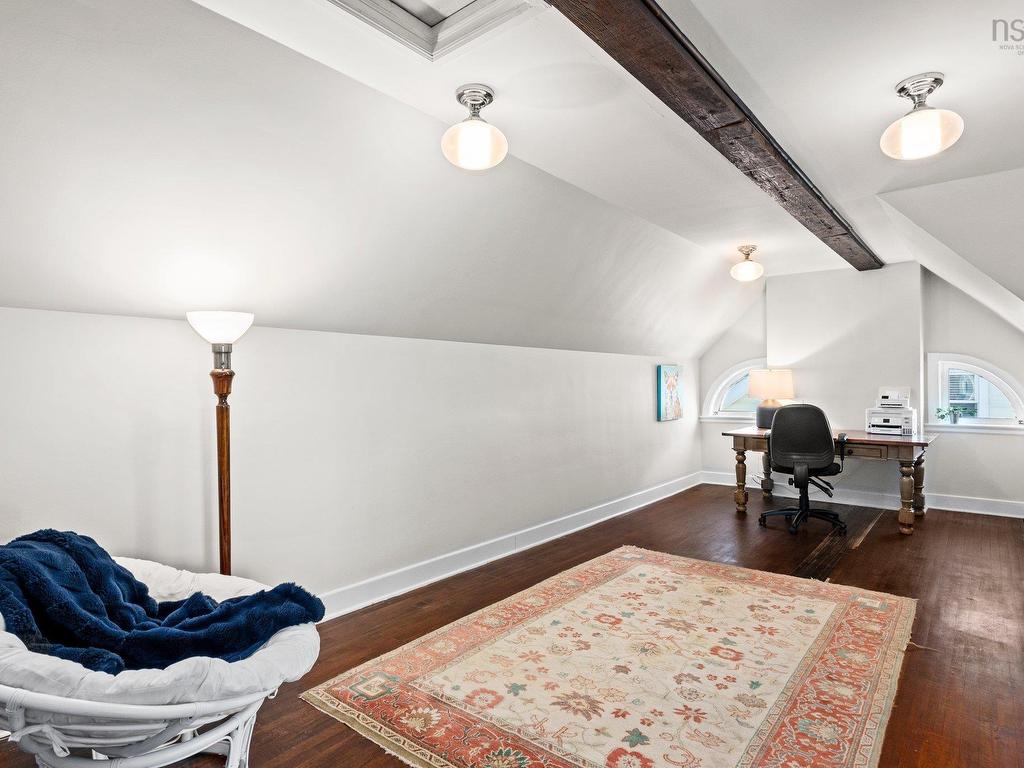 












1936 Bloomingdale

,
Halifax,




NS
B3H 4E5

