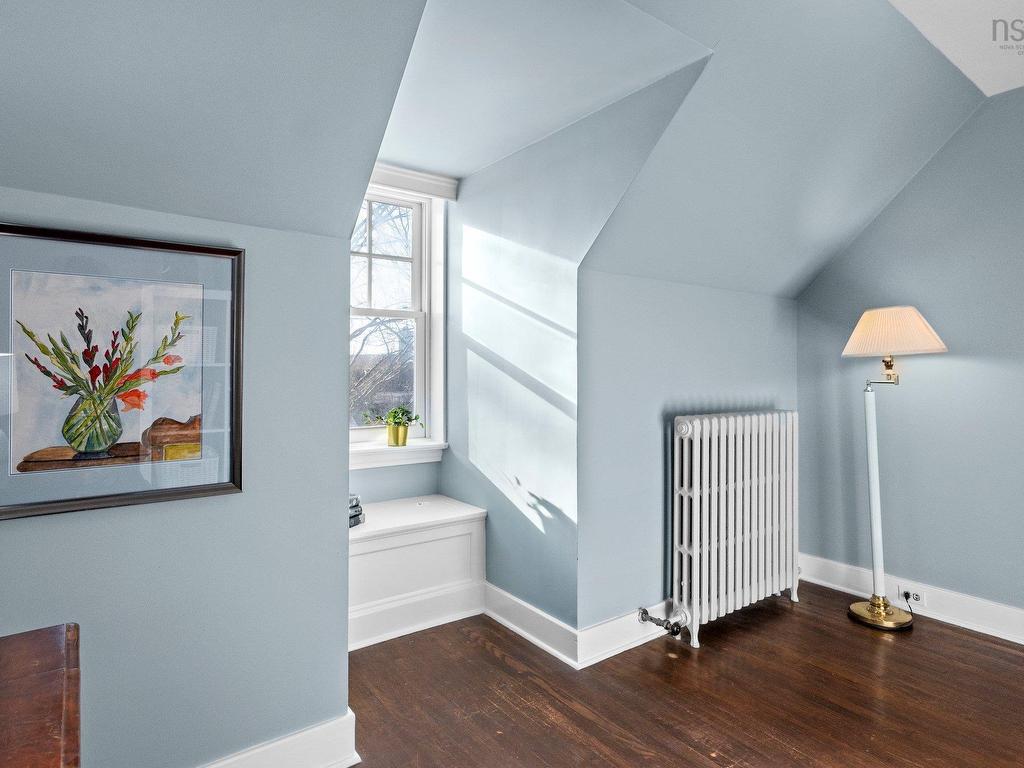 












1936 Bloomingdale

,
Halifax,




NS
B3H 4E5

