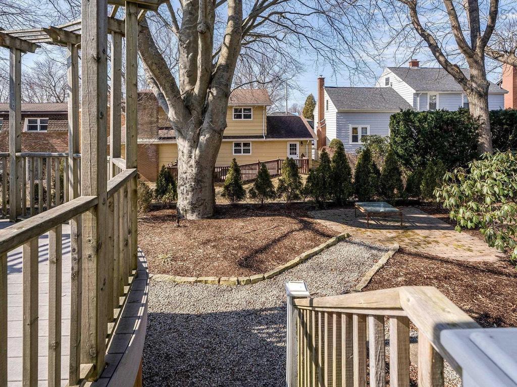 












1936 Bloomingdale

,
Halifax,




NS
B3H 4E5

