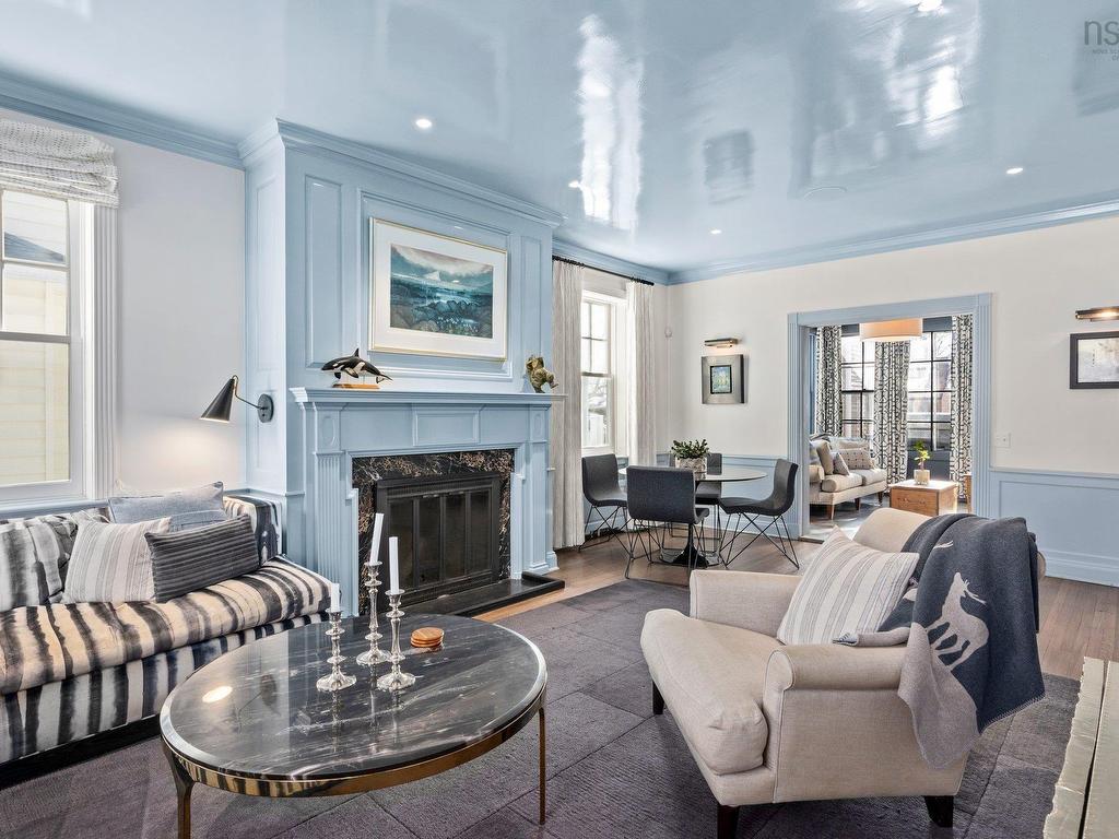 












1936 Bloomingdale

,
Halifax,




NS
B3H 4E5

