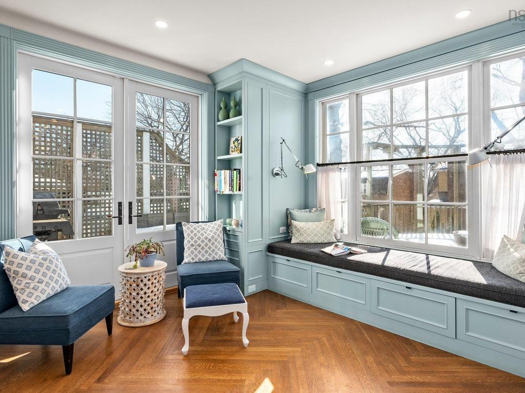 












1936 Bloomingdale

,
Halifax,




NS
B3H 4E5

