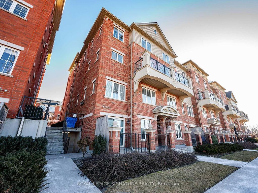 









2508


Post

Road, 11,
Oakville,




ON
L6J 0J2

