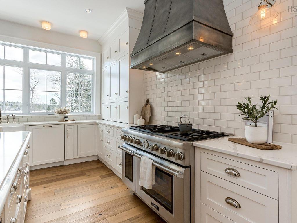 












1006 McCabe Lake Drive

,
Middle Sackville,




NS
B4E 0P4


