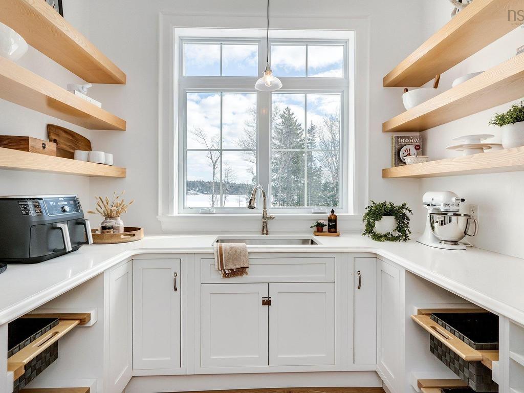 












1006 McCabe Lake Drive

,
Middle Sackville,




NS
B4E 0P4

