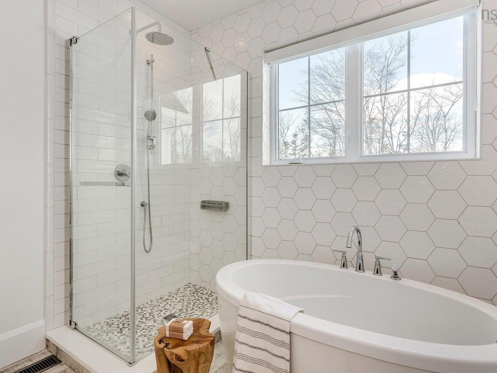 












1006 McCabe Lake Drive

,
Middle Sackville,




NS
B4E 0P4

