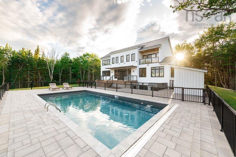 












1006 McCabe Lake Drive

,
Middle Sackville,




NS
B4E 0P4

