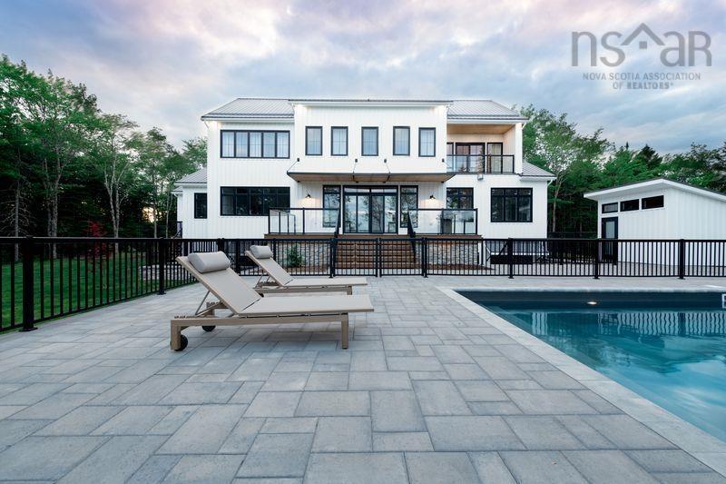 












1006 McCabe Lake Drive

,
Middle Sackville,




NS
B4E 0P4

