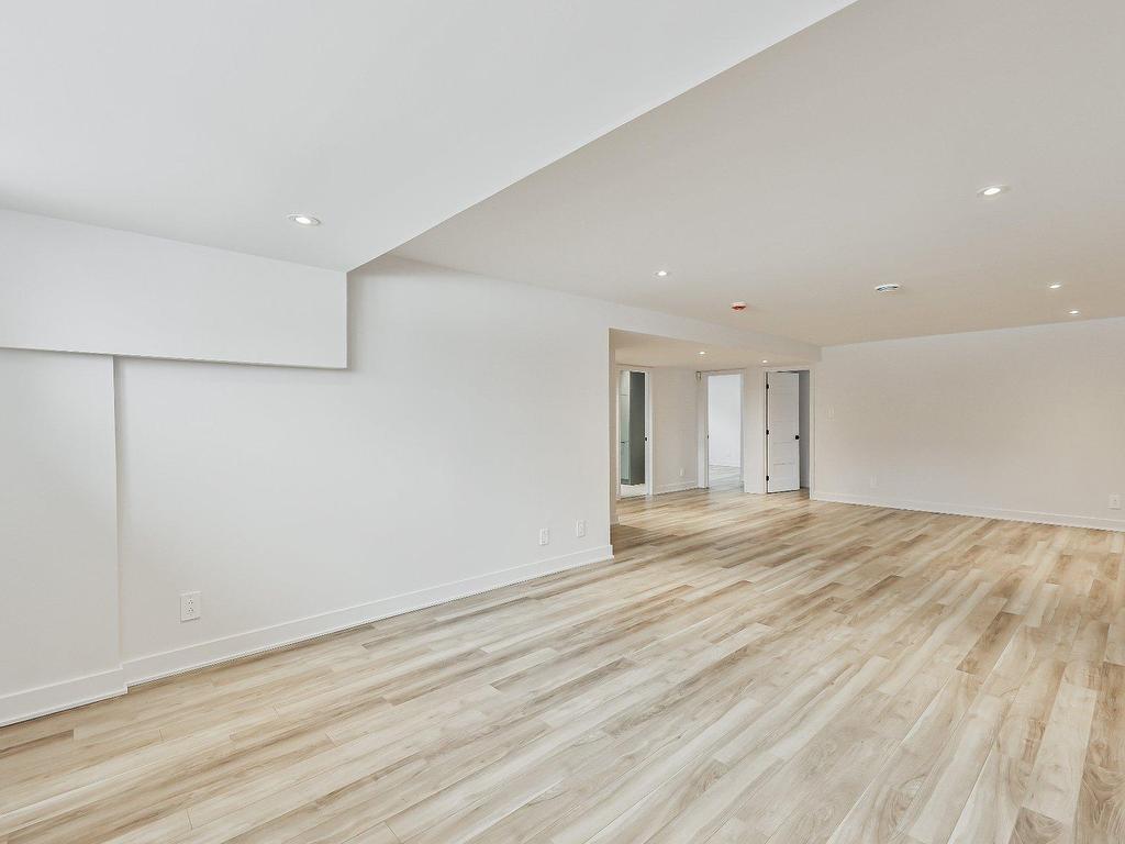 












Rue du Faubourg

,
Saint-Jérôme,




QC
J5L0H9

