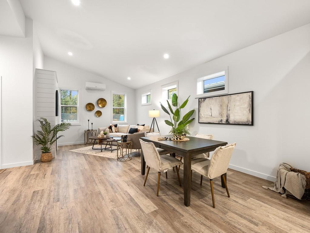 









3025


Royston

Rd, 43,
Cumberland,




BC
V0R 1S0

