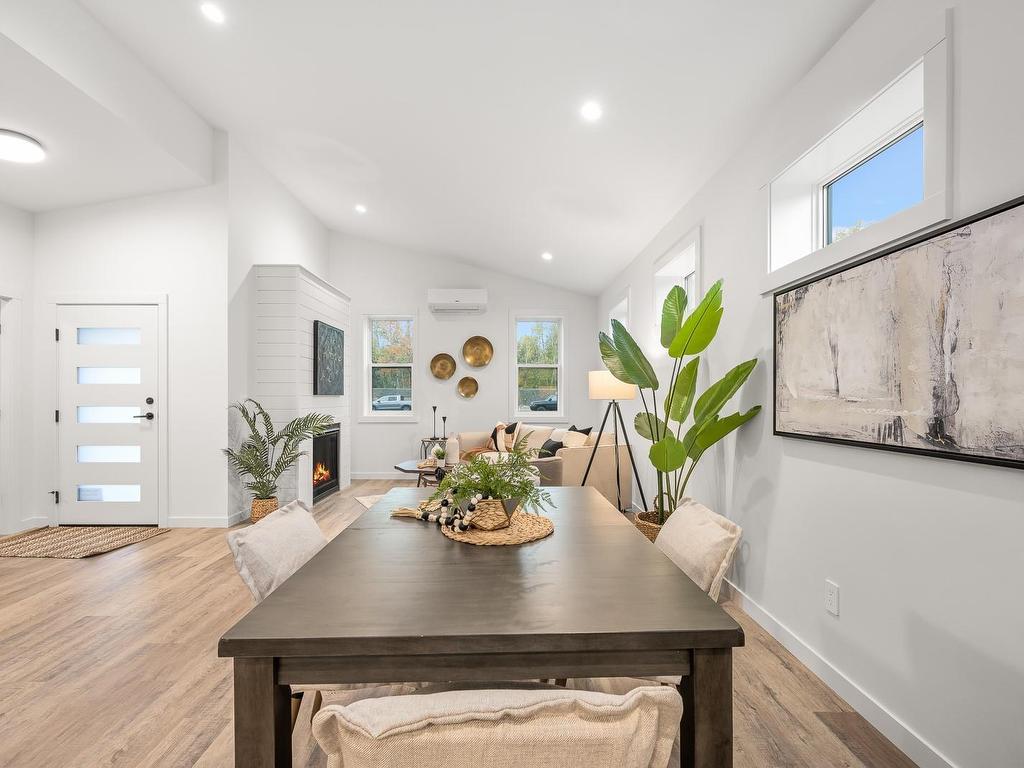 









3025


Royston

Rd, 43,
Cumberland,




BC
V0R 1S0

