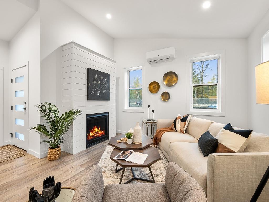 









3025


Royston

Rd, 43,
Cumberland,




BC
V0R 1S0

