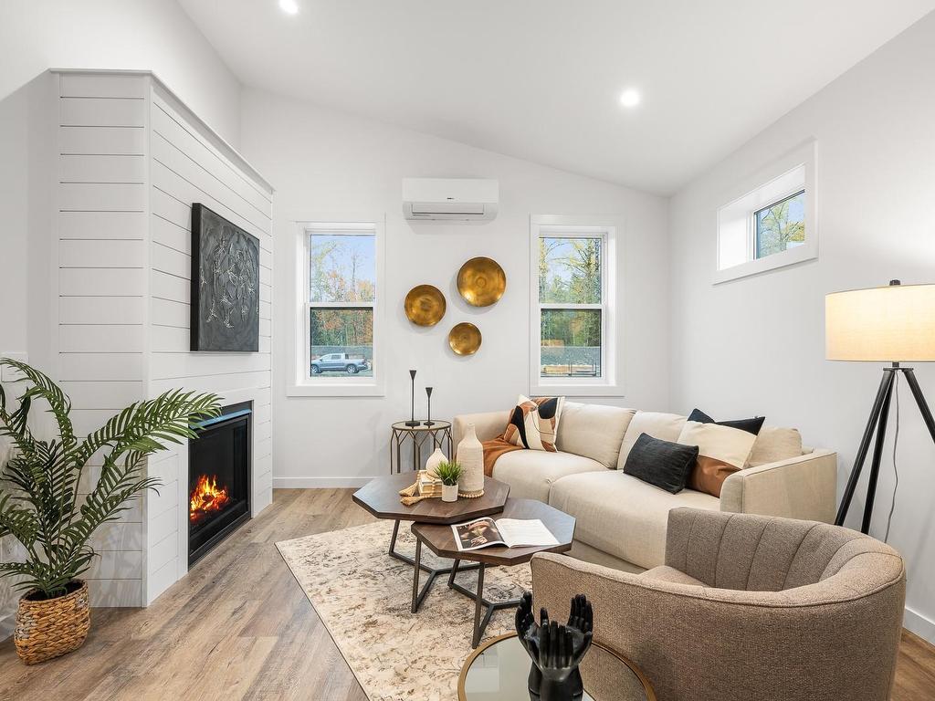 









3025


Royston

Rd, 43,
Cumberland,




BC
V0R 1S0

