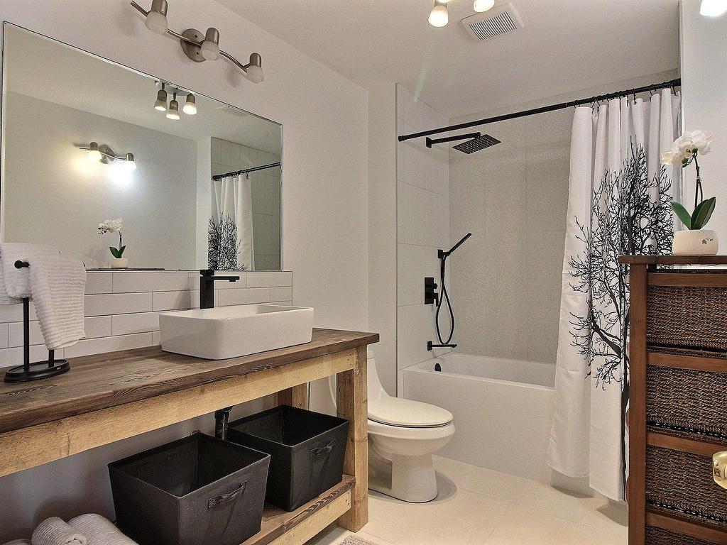 









344


Rue St-Georges

,
Brownsburg-Chatham,




QC
J8G2W4

