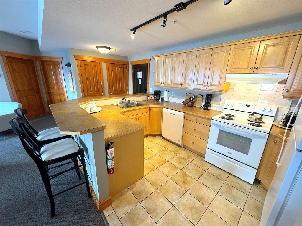 









5350


HIGHLINE

Drive, 2207,
Fernie,




BC
V0B 1M6

