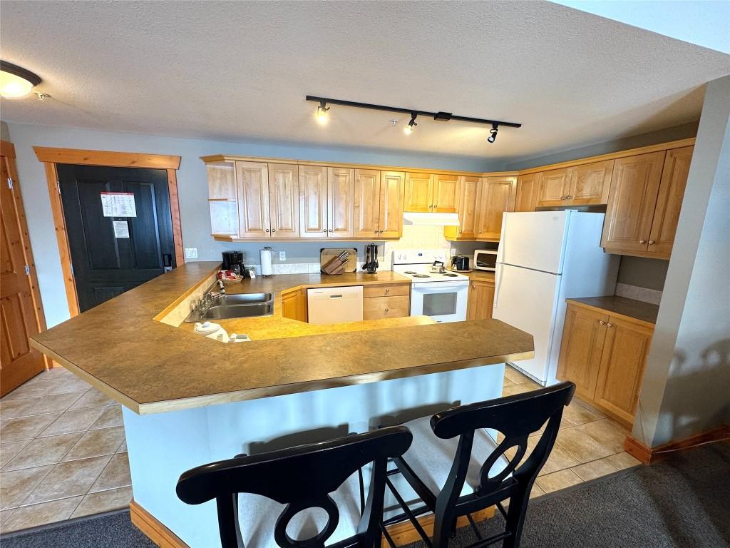 









5350


HIGHLINE

Drive, 2207,
Fernie,




BC
V0B 1M6

