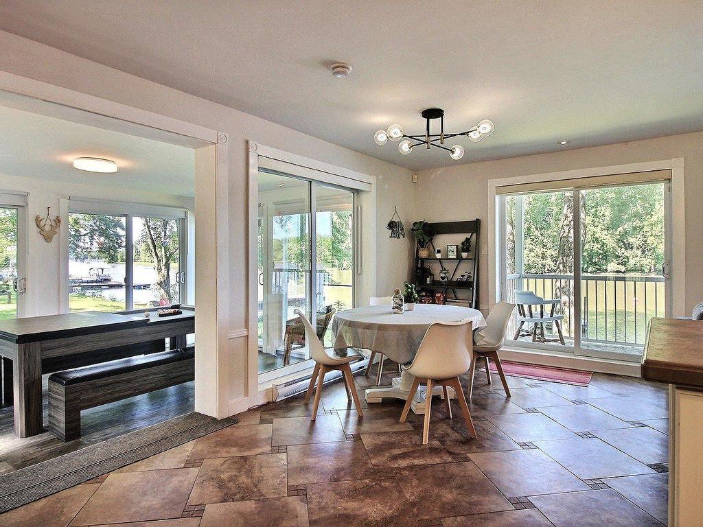 









460


Tsse Robillard

,
Saint-André-d'Argenteuil,




QC
J0V1X0

