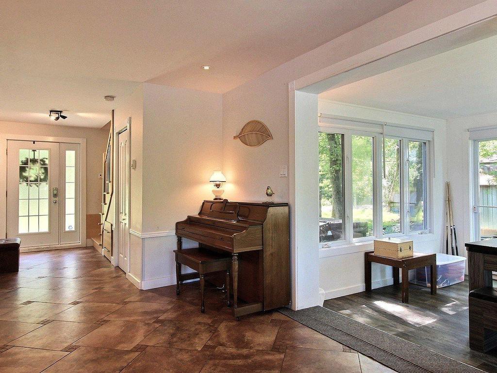 









460


Tsse Robillard

,
Saint-André-d'Argenteuil,




QC
J0V1X0

