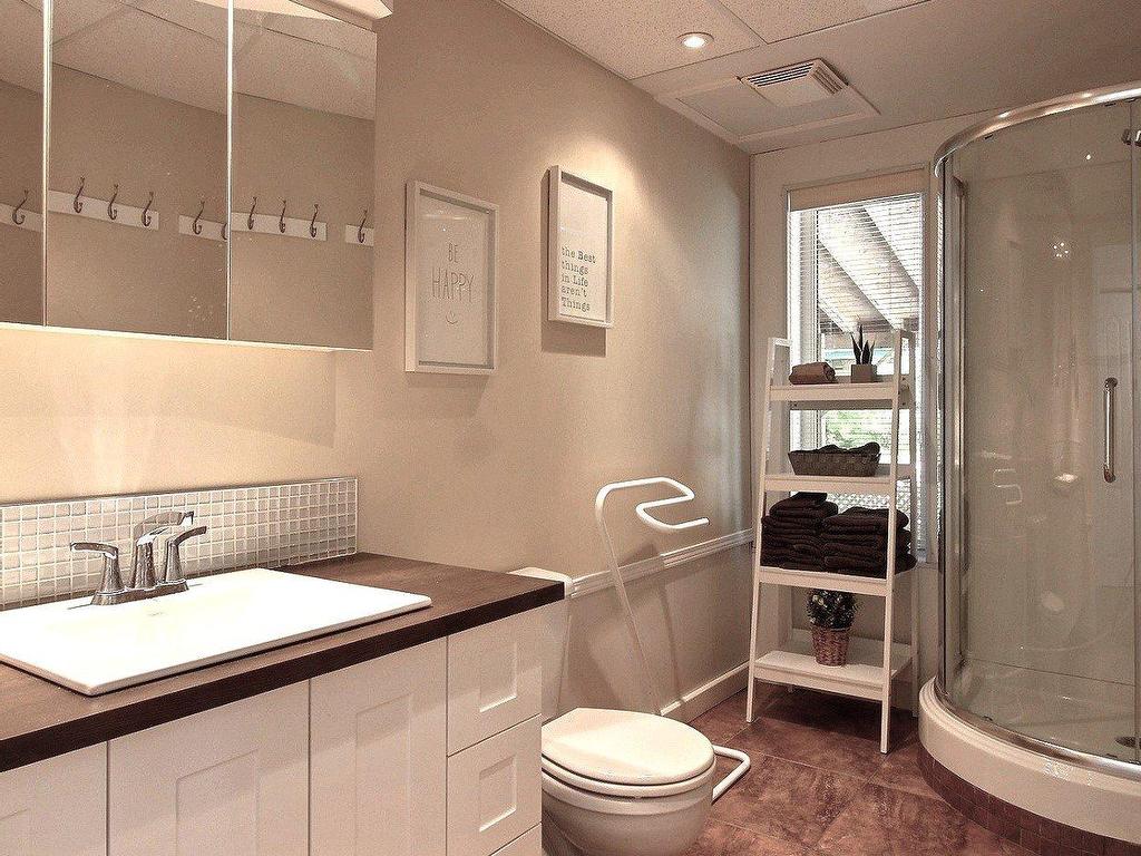 









460


Tsse Robillard

,
Saint-André-d'Argenteuil,




QC
J0V1X0

