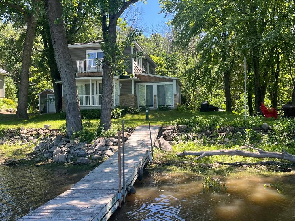 









460


Tsse Robillard

,
Saint-André-d'Argenteuil,




QC
J0V1X0

