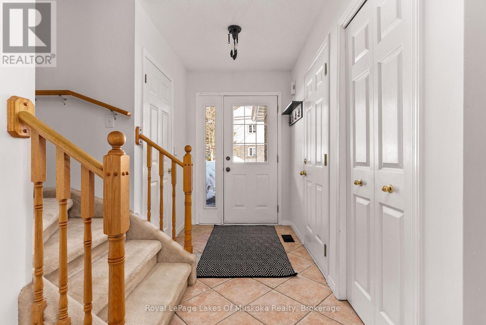 












B2 - 20 DAIRY LANE

,
Huntsville (Chaffey),




Ontario
P1H2L1


