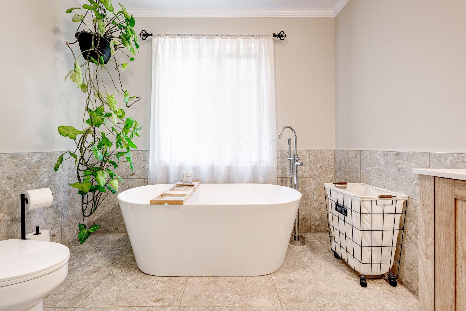 









1109


Rue Aimé-Guénette

,
Saint-Jérôme,




QC
J7Y5C4

