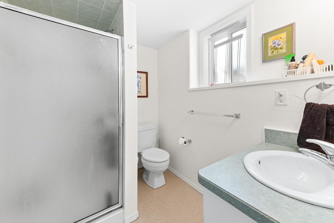 









935


Argyle

Street,
Penticton,




BC
V2A 5P1

