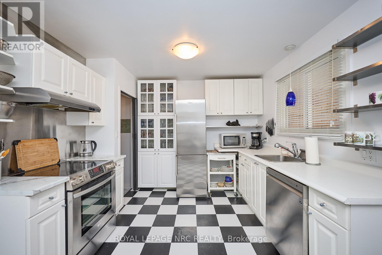 












3190 CATTELL DRIVE

,
Niagara Falls (Chippawa),




Ontario
L2G6M9

