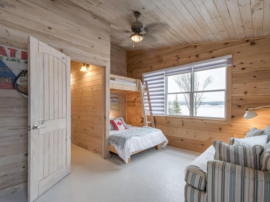 












60 Post Office Road

,
Porters Lake,




NS
B3E 1H7

