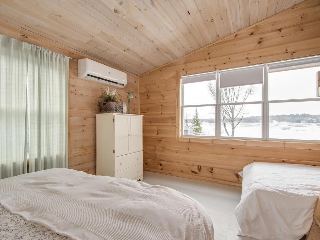 












60 Post Office Road

,
Porters Lake,




NS
B3E 1H7

