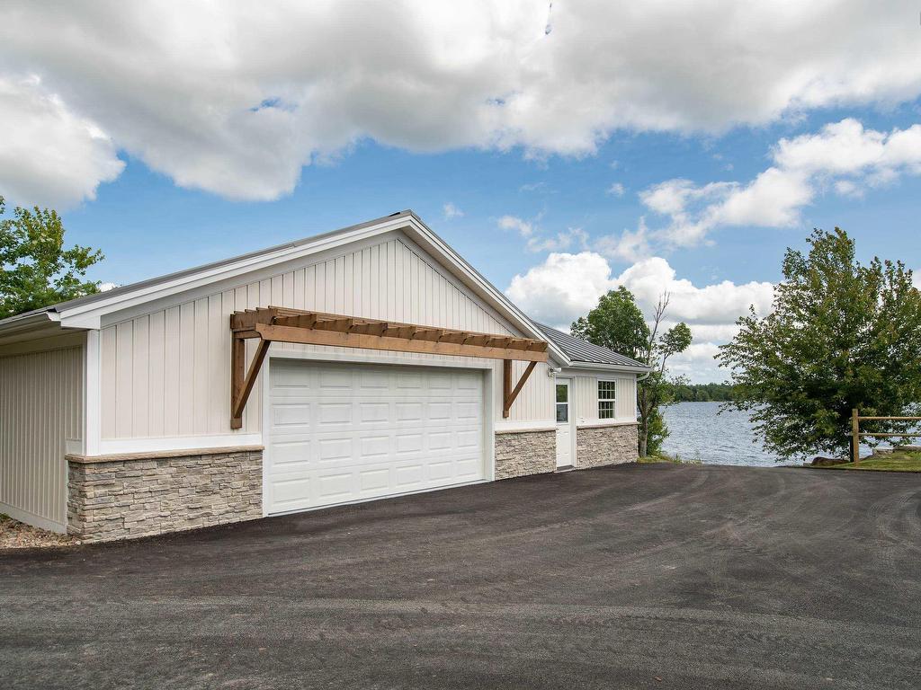 












60 Post Office Road

,
Porters Lake,




NS
B3E 1H7

