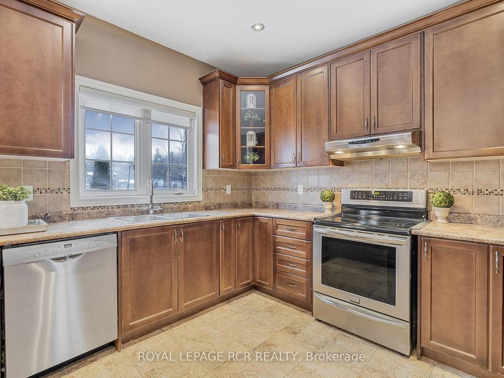 









2


Littlebrook

Lane,
Caledon,




ON
L7C 3M4

