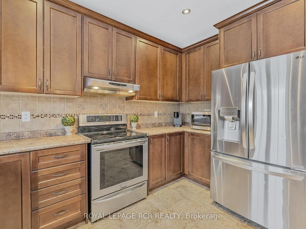 









2


Littlebrook

Lane,
Caledon,




ON
L7C 3M4

