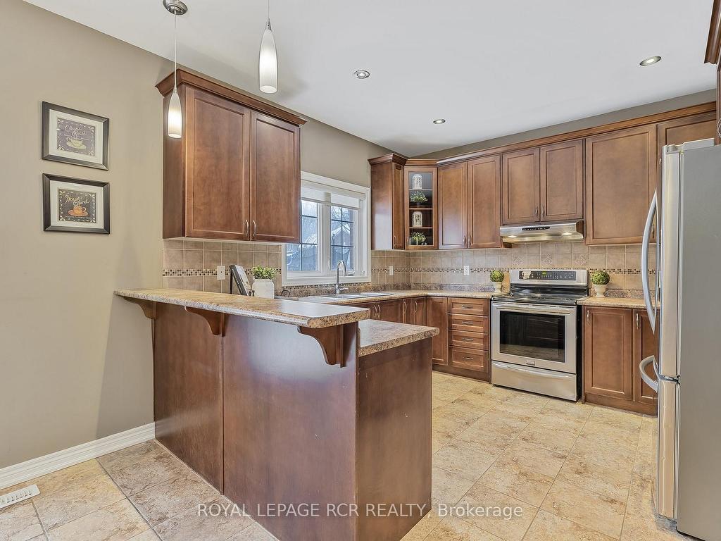 









2


Littlebrook

Lane,
Caledon,




ON
L7C 3M4

