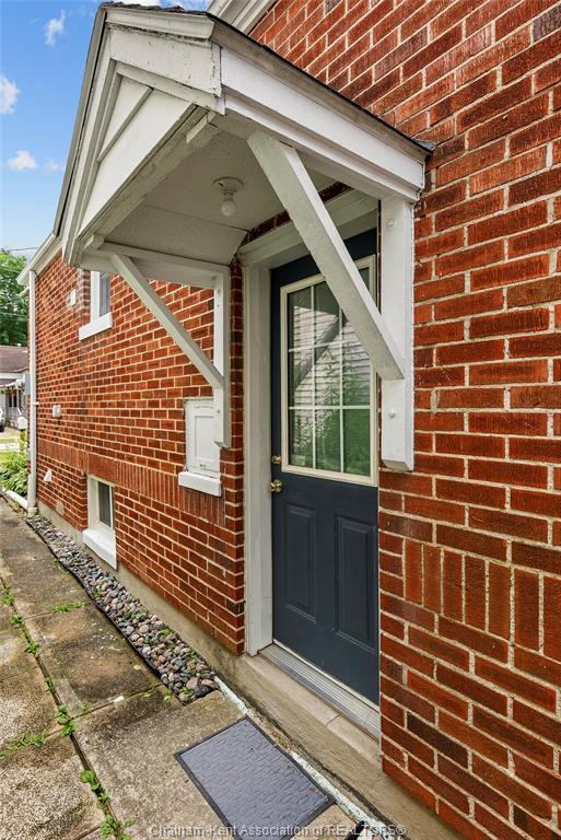 









33


WILSON

Avenue,
Chatham,




ON
N7L 1K8

