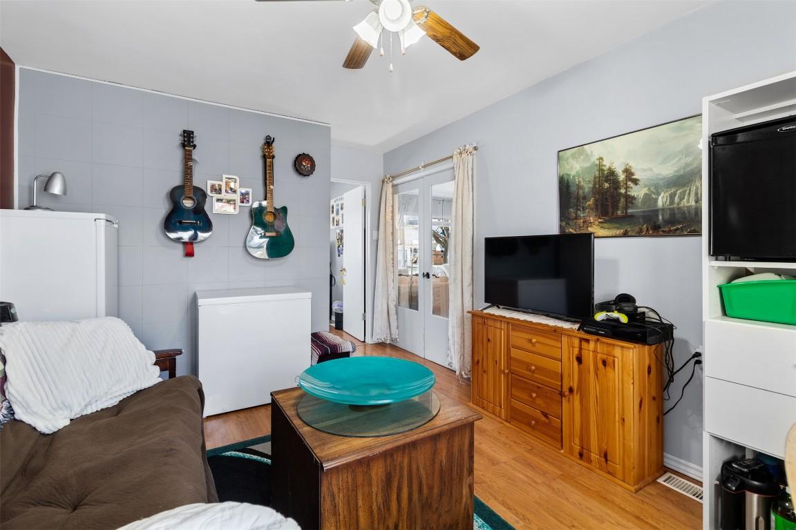 









601


Regina

Avenue,
Kamloops,




BC
V2B 1N6

