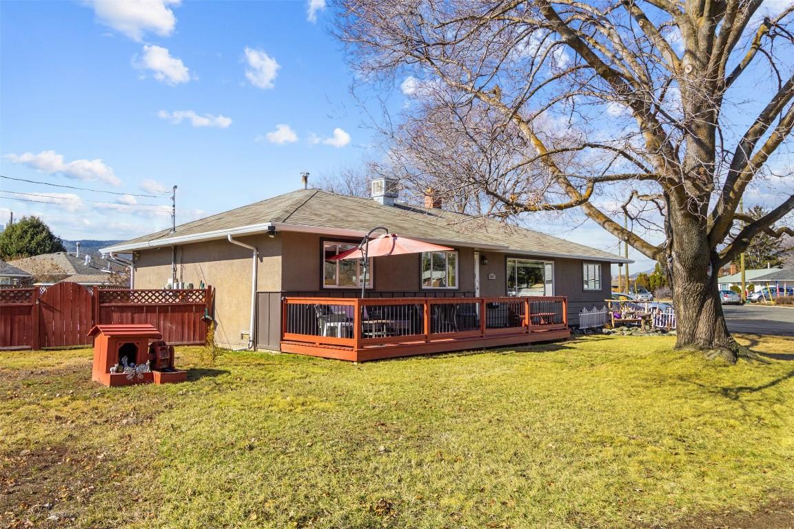 









601


Regina

Avenue,
Kamloops,




BC
V2B 1N6

