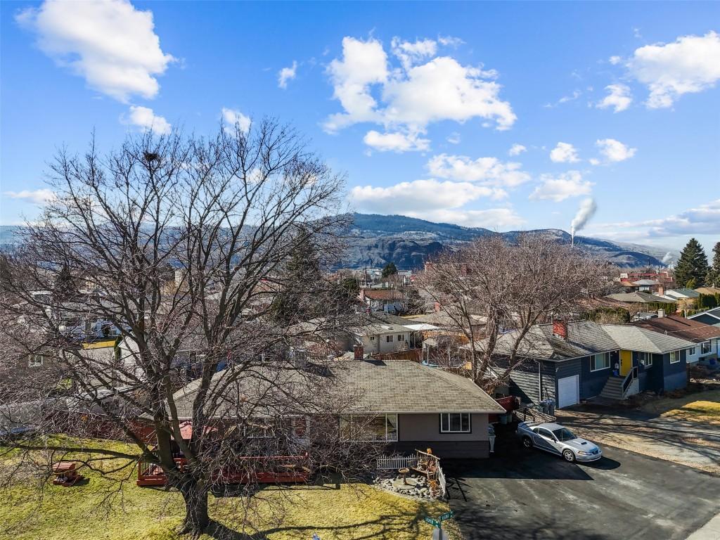 









601


Regina

Avenue,
Kamloops,




BC
V2B 1N6


