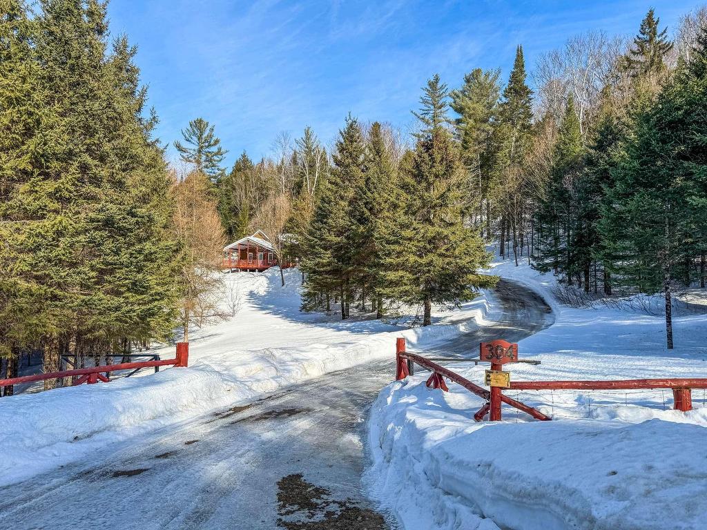 









304


Ch. de la Rivière-Maskinongé

,
Harrington,




QC
J8G2S4


