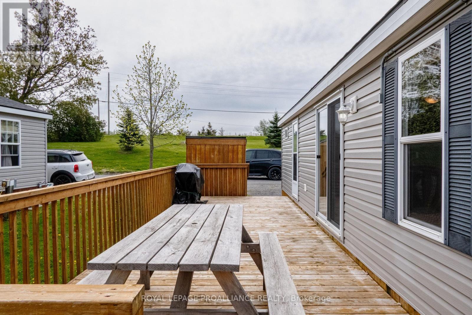 












486 CTY RD- 71 FOREST GROVE

,
Prince Edward County (Athol Ward),




Ontario
K0K1P0

