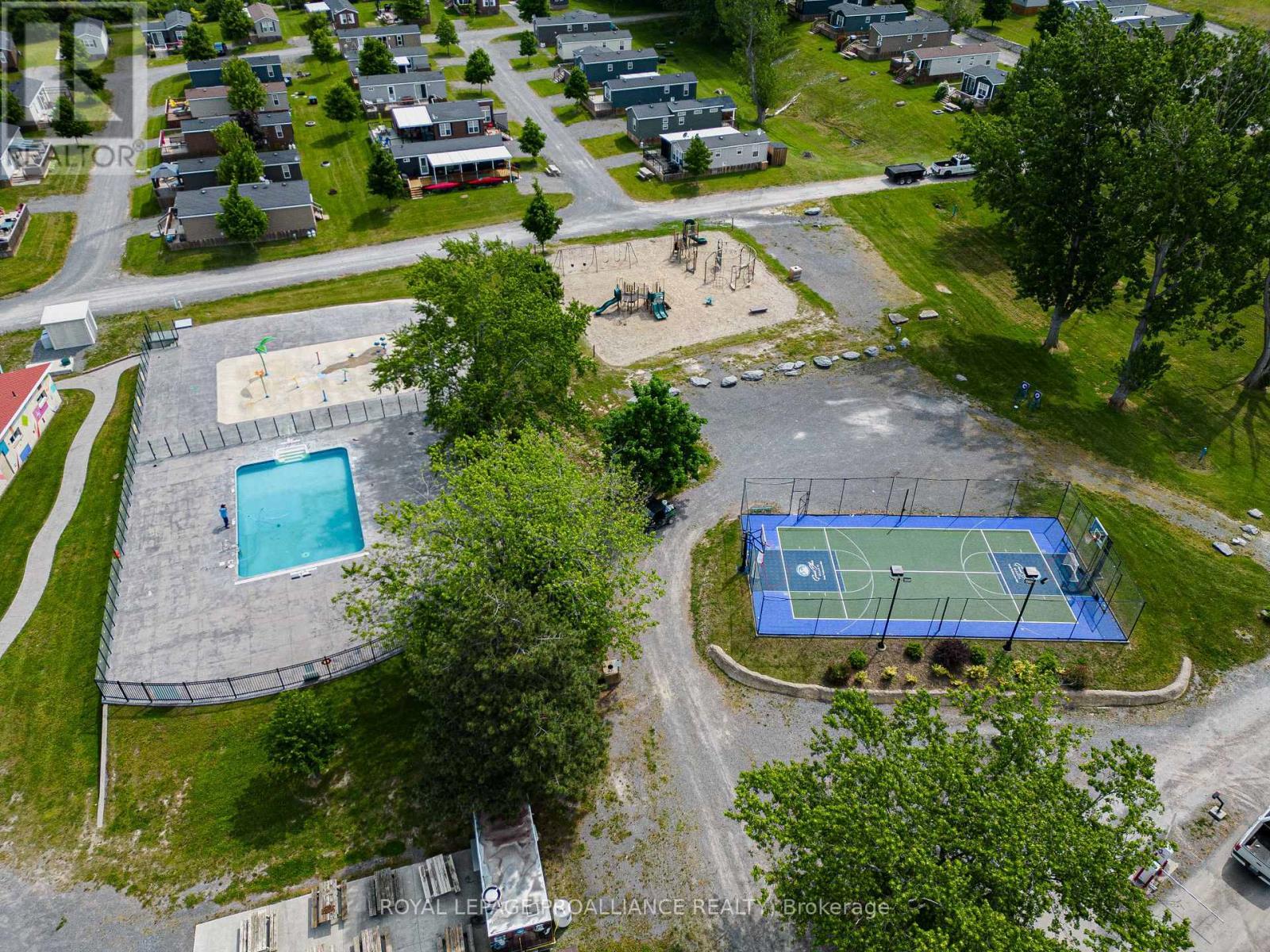 












486 CTY RD- 71 FOREST GROVE

,
Prince Edward County (Athol Ward),




Ontario
K0K1P0

