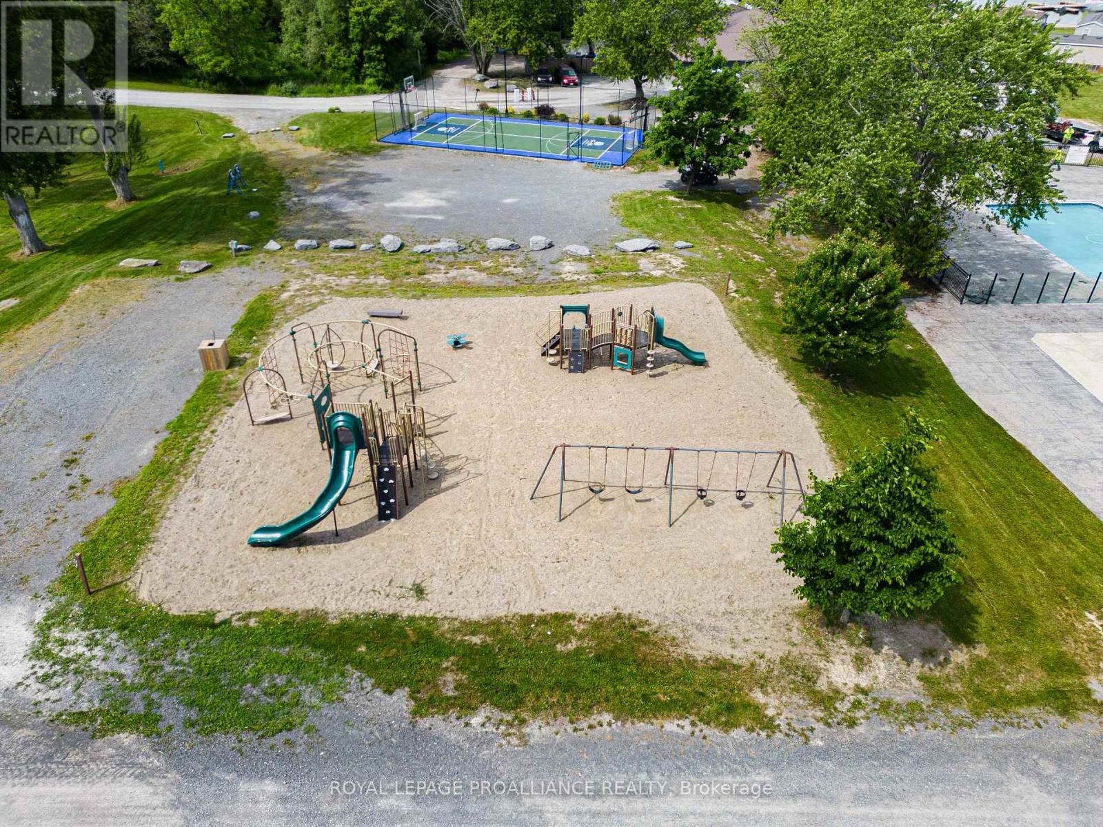 












486 CTY RD- 71 FOREST GROVE

,
Prince Edward County (Athol Ward),




Ontario
K0K1P0

