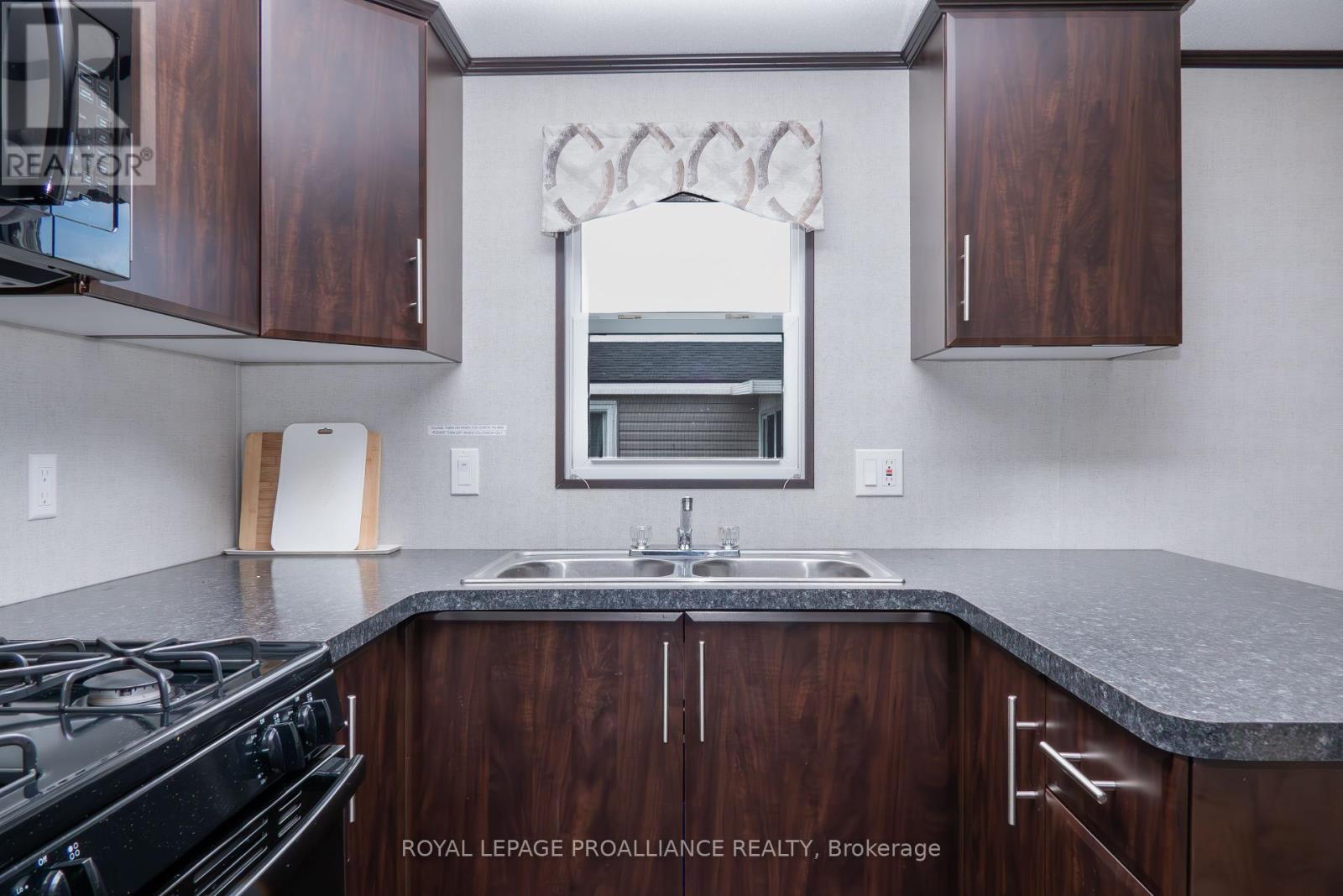 












486 CTY RD- 71 FOREST GROVE

,
Prince Edward County (Athol Ward),




Ontario
K0K1P0

