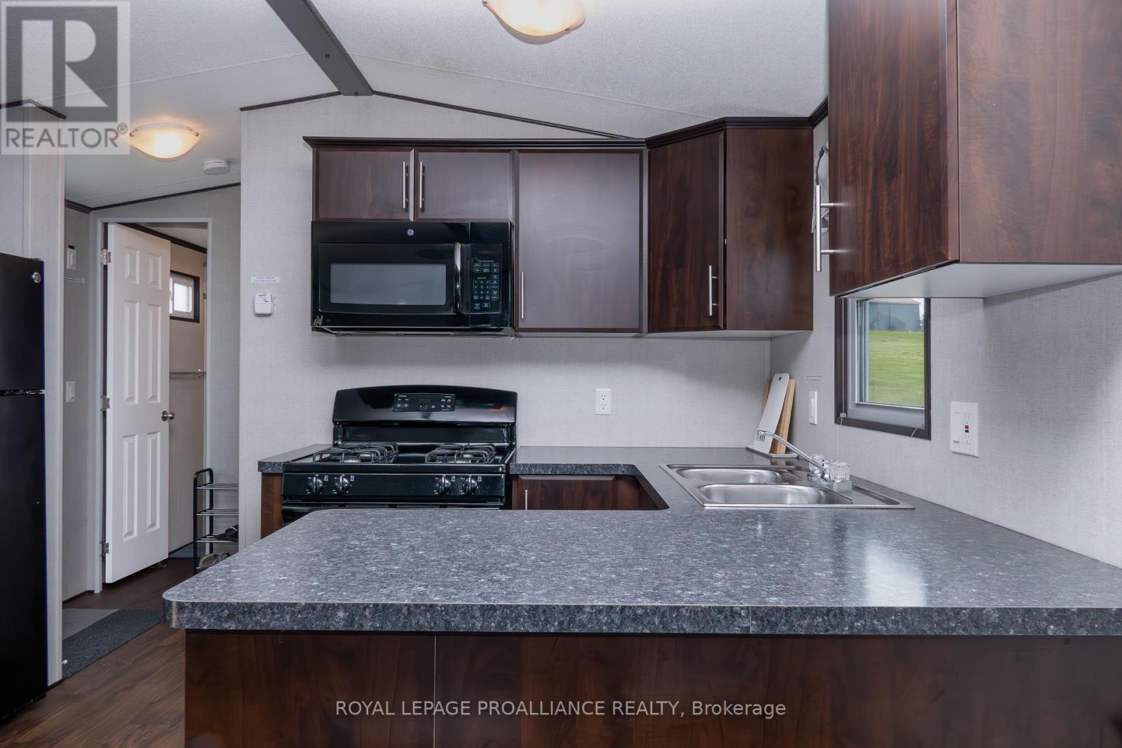 












486 CTY RD- 71 FOREST GROVE

,
Prince Edward County (Athol Ward),




Ontario
K0K1P0

