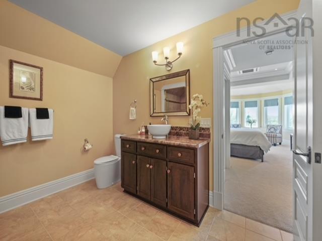 












142 Piggott Avenue

,
Fall River,




NS
B2T 1S6

